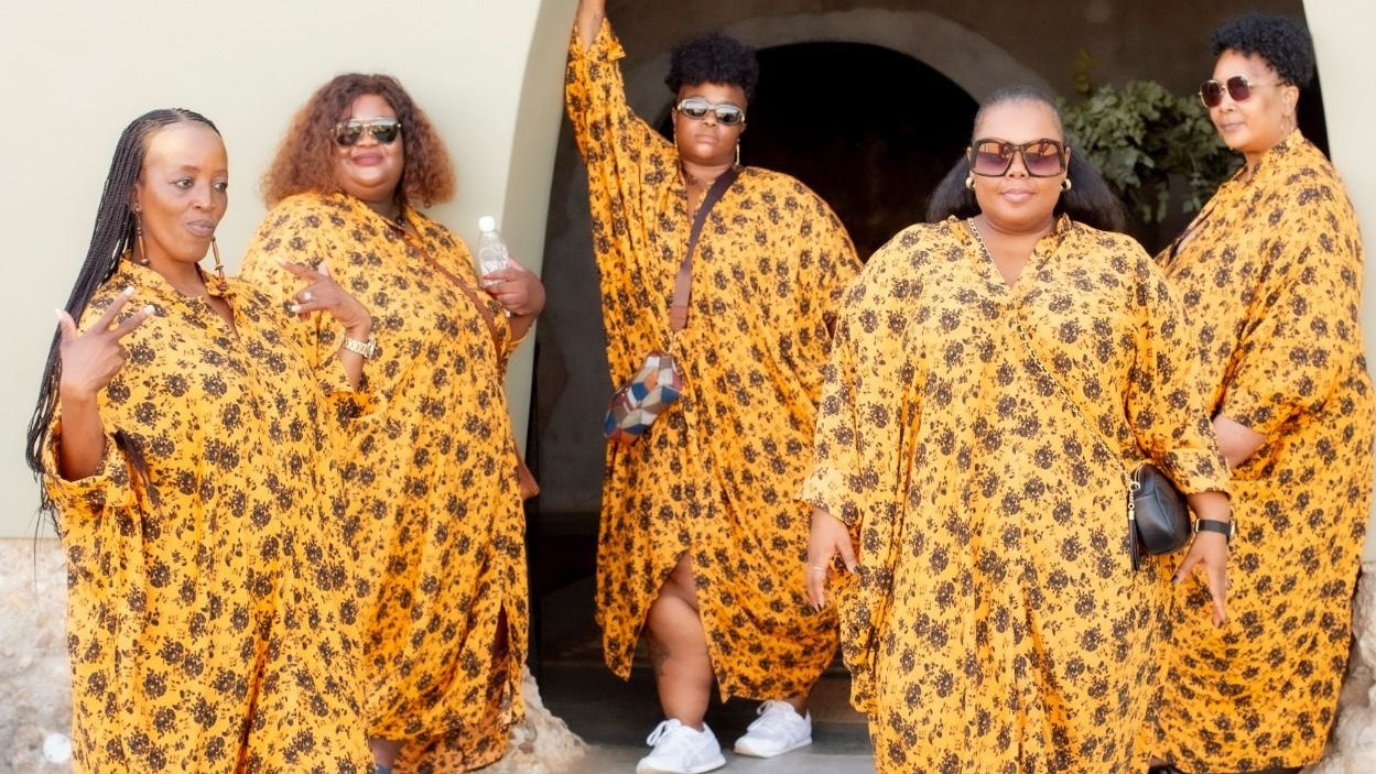 {"remix_data":[],"remix_entry_point":"challenges","source_tags":[],"origin":"unknown","total_draw_time":0,"total_draw_actions":0,"layers_used":0,"brushes_used":0,"photos_added":0,"total_editor_actions":{},"tools_used":{"transform":1},"is_sticker":false,"edited_since_last_sticker_save":true,"containsFTESticker":false}