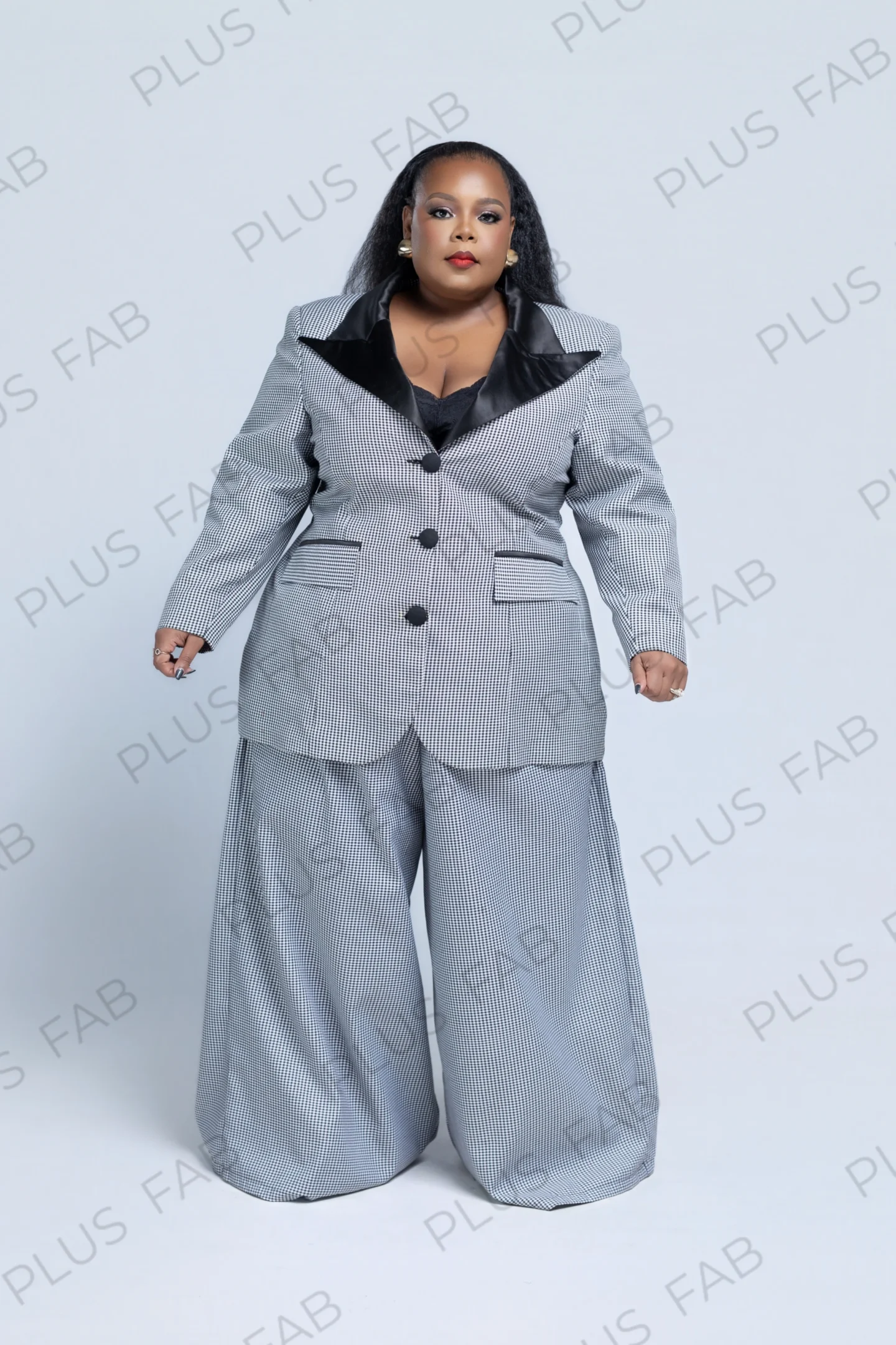 Single Breast Suit Monochrome